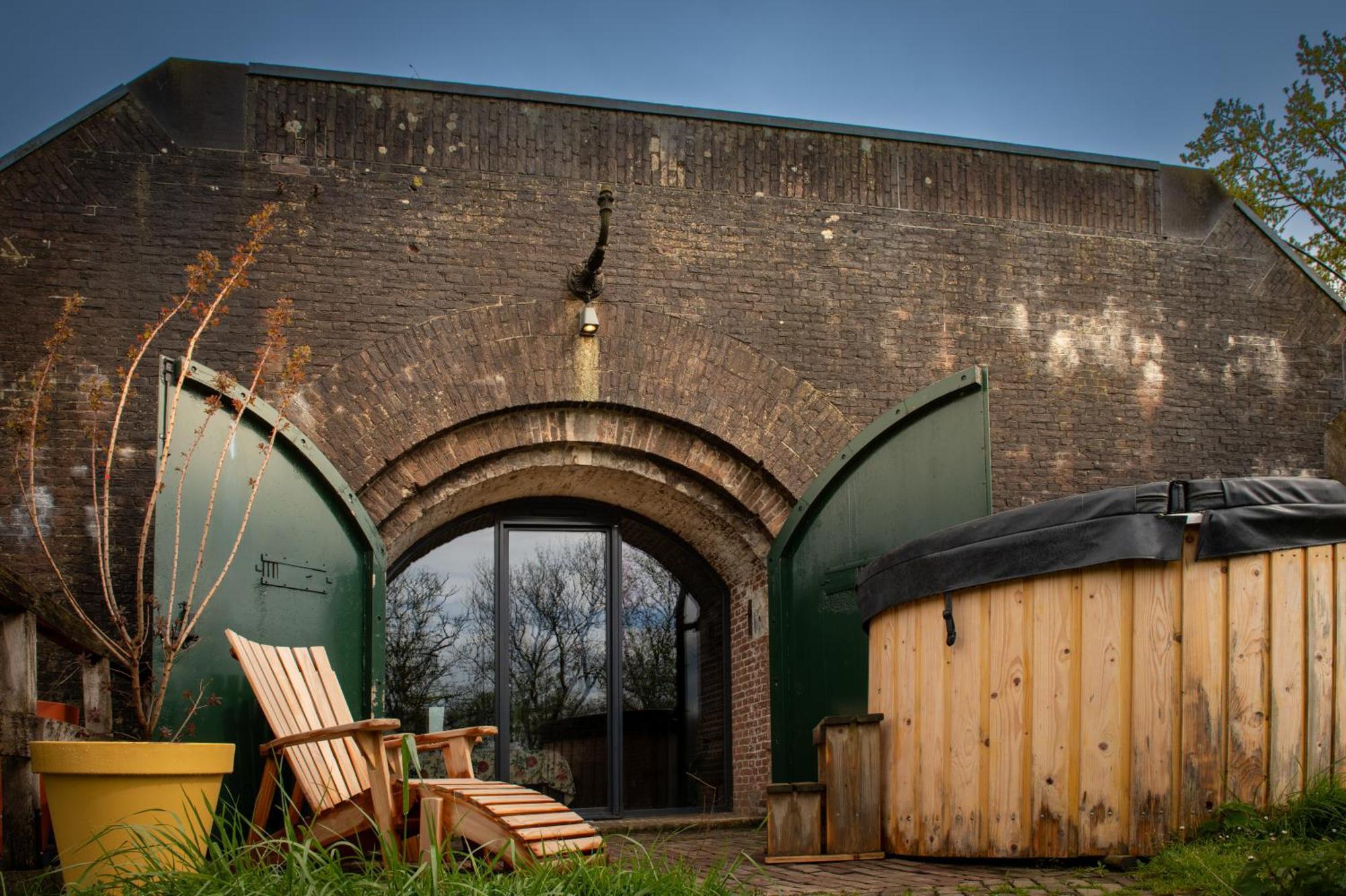 Fort Vuren 外观 照片
