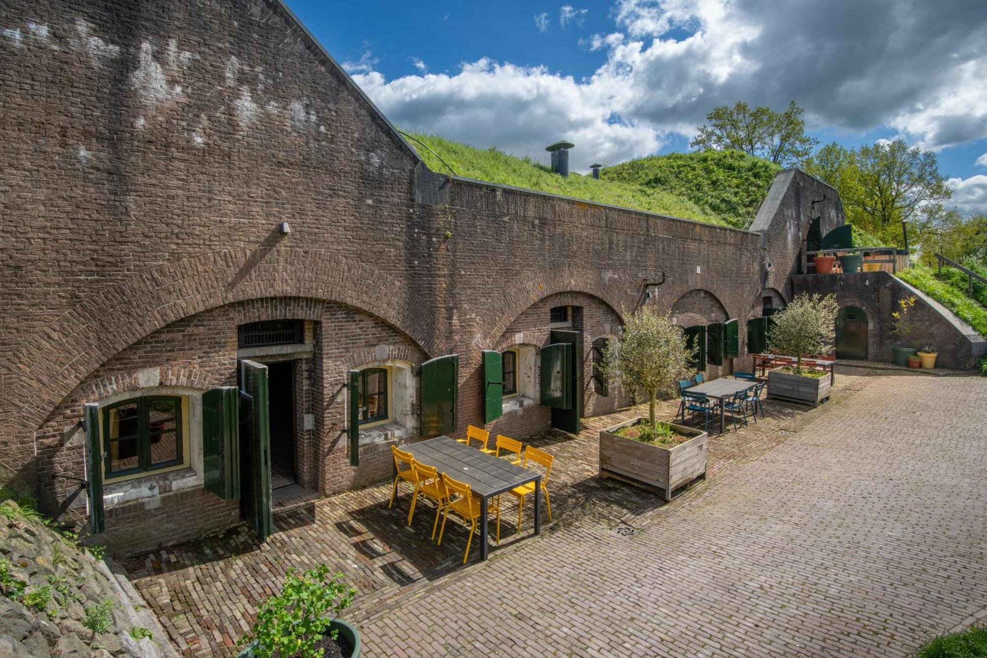 Fort Vuren 外观 照片